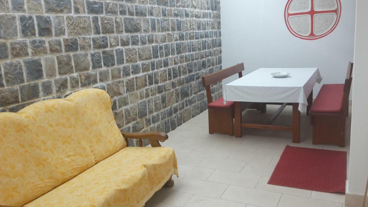 فندق As بريلا المظهر الخارجي الصورة